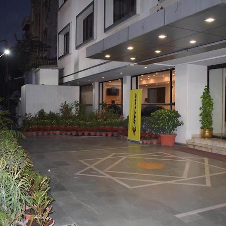 Hotel Vaibhav Varanasi Exterior foto