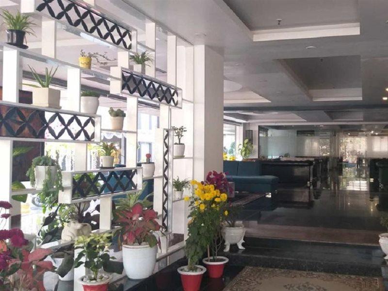Hotel Vaibhav Varanasi Exterior foto
