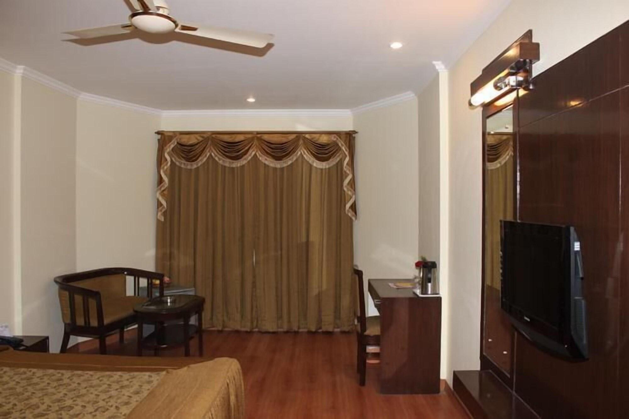 Hotel Vaibhav Varanasi Exterior foto