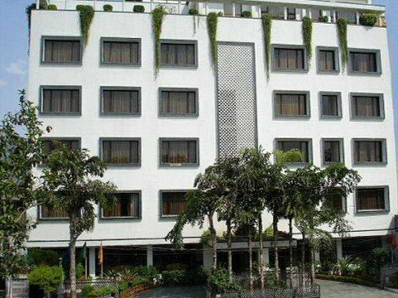 Hotel Vaibhav Varanasi Exterior foto