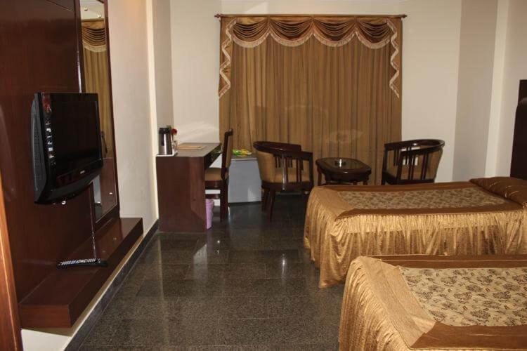 Hotel Vaibhav Varanasi Exterior foto